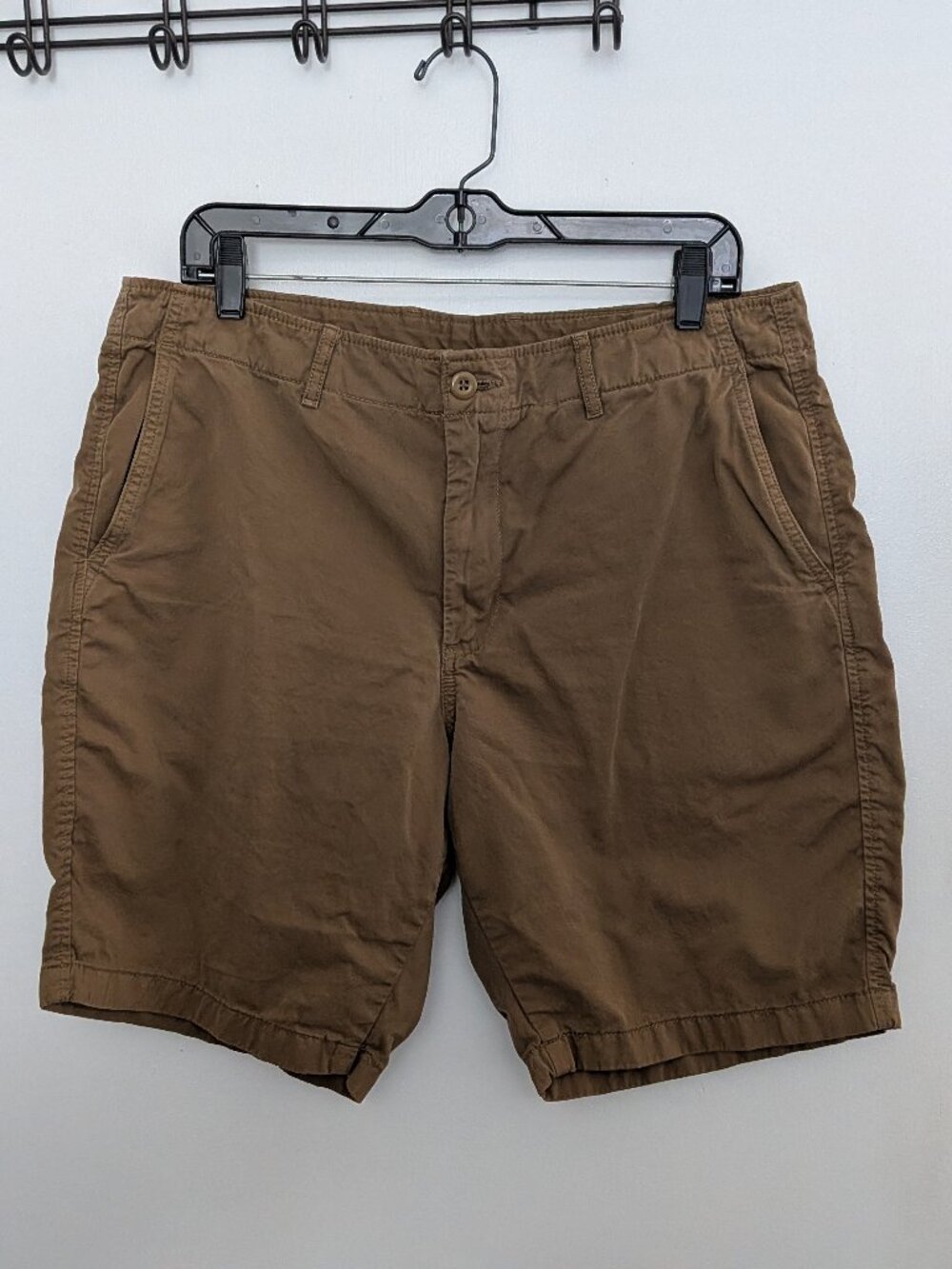 Uniqlo Chino Shorts Mens L Brown Cotton 33-36 Waist
